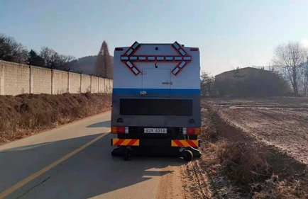 Electric Sweeper in Seoul, South Korea